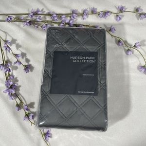 NIB [ 1 Standard ] Double‎ Diamond Quilted Pillow Sham for Hudson Park